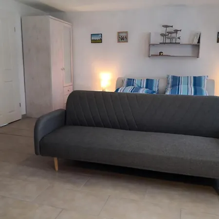 Wroblewsky Appartement Klein Ziethen